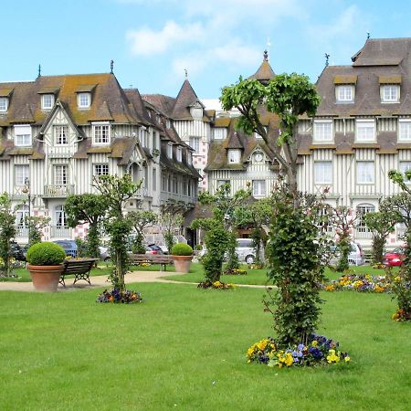 Apartment Marie Antoinette-2 By Interhome Deauville Exterior foto